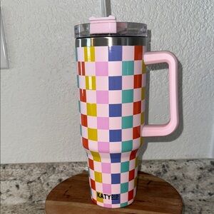 Colorful Checkered Tumbler with Handle
